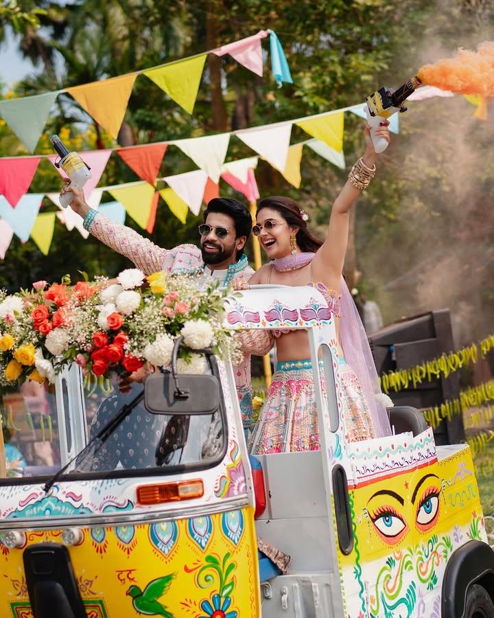 keerthy-suresh-mahendi-ceremony-photos